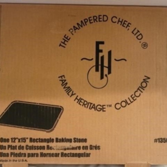 Pampered Chef Kitchen Vintage Pampered Chef Baking Stone Family Heritage Collection 2 X 15